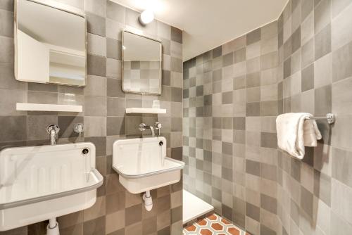 WIT Hotel - image 8