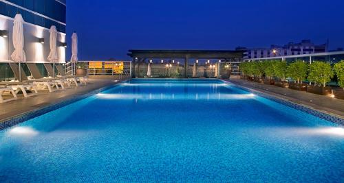 Armada Living - Holiday Homes Rental, Dubai (photo 2)