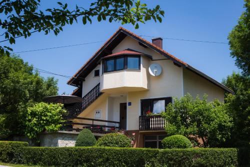 入口, Apartmant & Room Bruna in 卡爾洛瓦茨縣