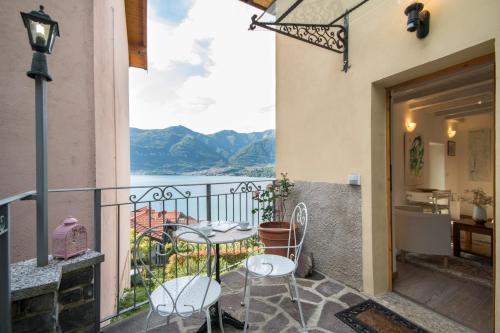  Rustico Vista Lago, Pension in Lezzeno