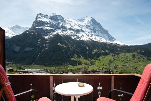 Erkély/terasz, Hotel Sonnenberg in Grindelwald