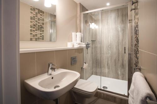 Brighton House - image 10