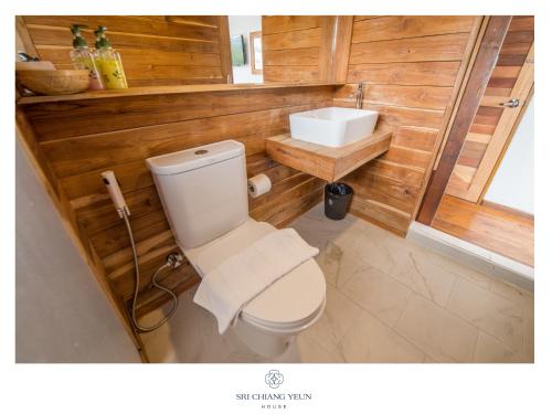 Sri Chiang Yeun House Room Type - Standard Double Room