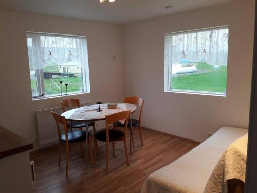 Kjøkken, Sandhaugar Guesthouse in Húsavík