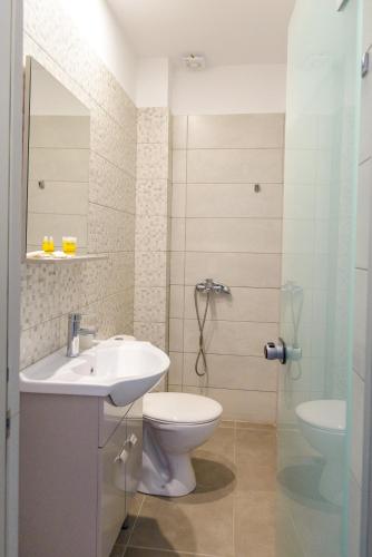 Hotel Lux Room Type - Economy Double Room