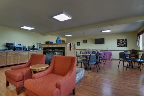 Heritage Grand Inn - image 3