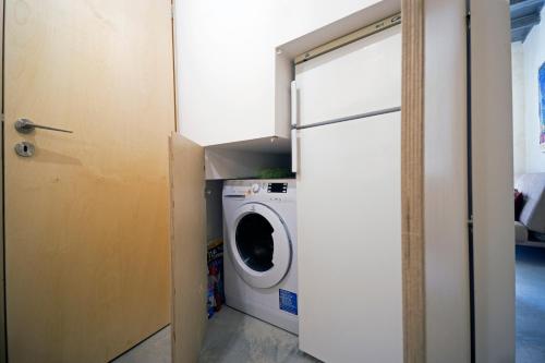 One-Bedroom Apartment - Ground Floor image 5