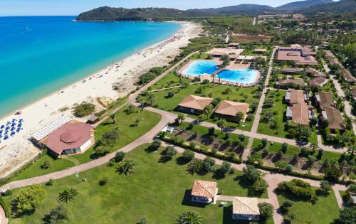 Hotel Garden Beach - image 2