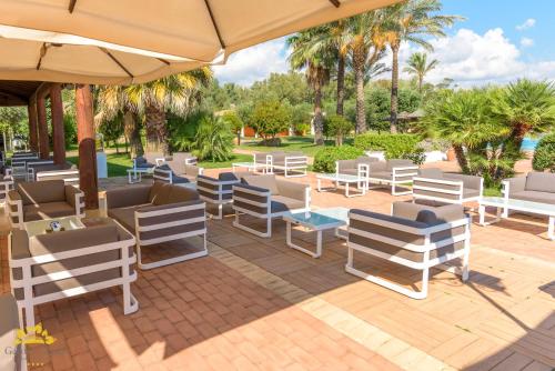 Hotel Garden Beach - image 9