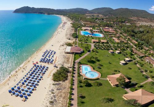 Hotel Garden Beach - image 8