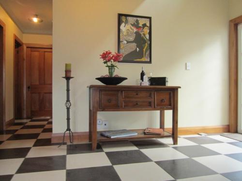 Vestabils, Magnolia Cottage in Diamond Harbour
