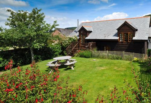 Town End Farm Cottages - image 8