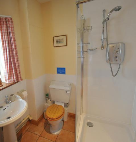 Town End Farm Cottages - image 11