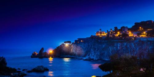 Sweet Naxos Holiday