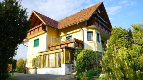 Anna's Home - Ferienwohnungen in Graz Suburbs