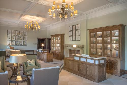 Lobby, De Vere Latimer Estate in Latimer