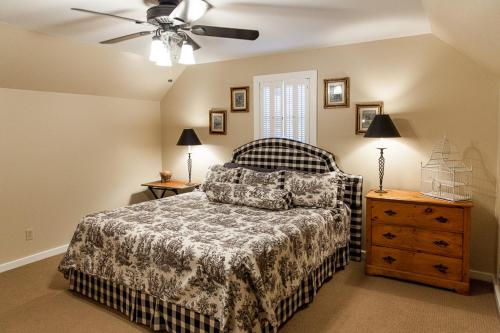 . Live Oak Bed and Breakfast