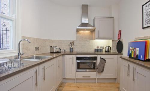 Bootes Cottage - image 3