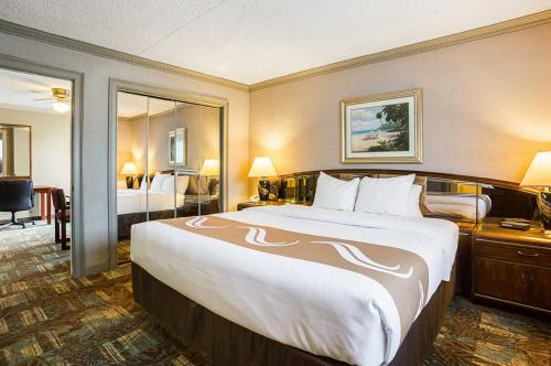 Quality Inn Hurricane Mills I-40