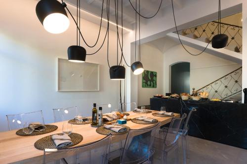 Sodium Boutique Hotel - image 8