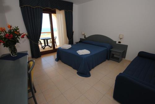 Hotel Scoglio Del Leone Hotel Scoglio Del Leone is a popular choice amongst travelers in Zambrone, whether exploring or just passing through. The property features a wide range of facilities to make your stay a pleasant expe