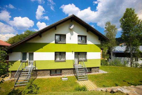 Tampilan eksterior, Apartmany Nad Rybnikem in Zelezna Ruda