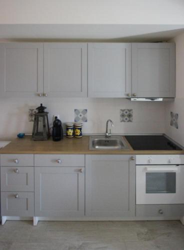 廚房, Angels Home in 普拉坦尼蒂斯馬羅尼亞