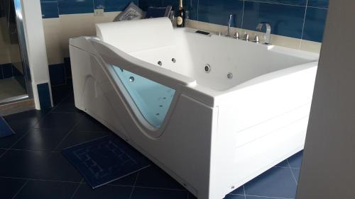 Fürdőszoba, Sogni Nel Blu in Ustica