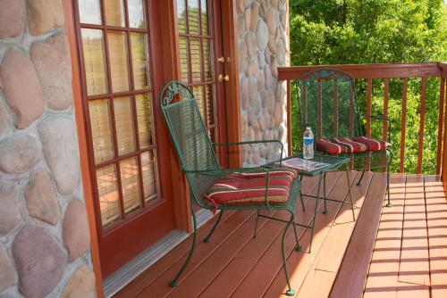 Berry Springs Lodge