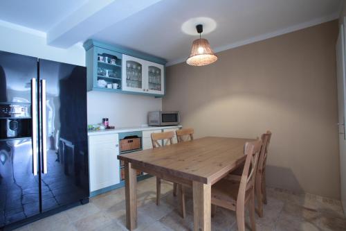 ห้องครัว, Hostel Adriatic Piran in พิราน