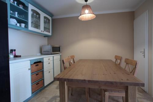 ห้องครัว, Hostel Adriatic Piran in พิราน