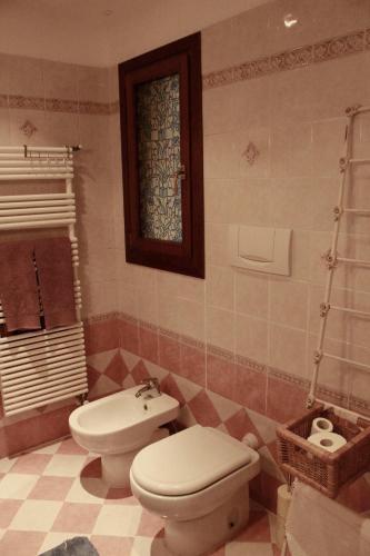 Bacanal Apartment - image 12