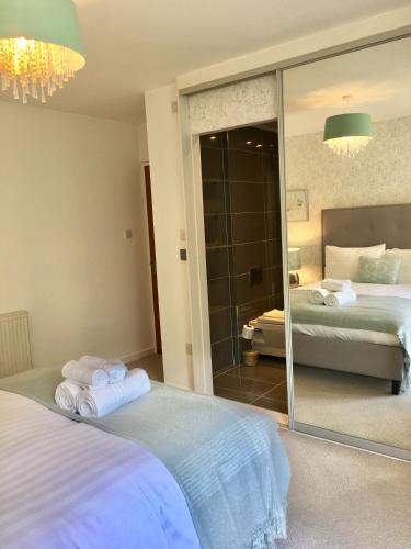 Edinburgh Old Town - image 10