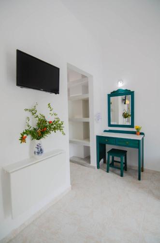 Hotel Delfini – Mylopotas, UT
