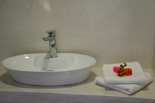 Hotel Delfini – Mylopotas, UT