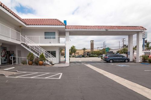 Motel 6-Norwalk, CA