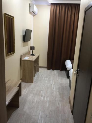 Art Hotel - image 6