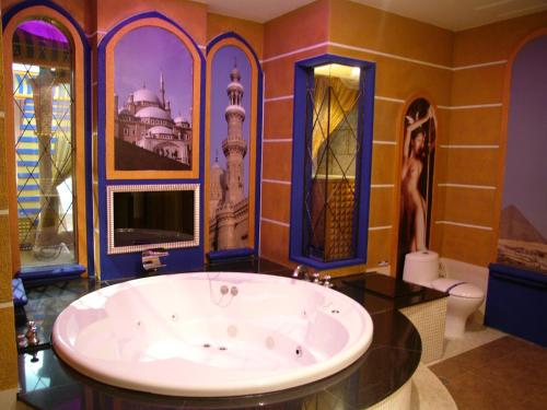 Sexy City Motel – Tainan, LA
