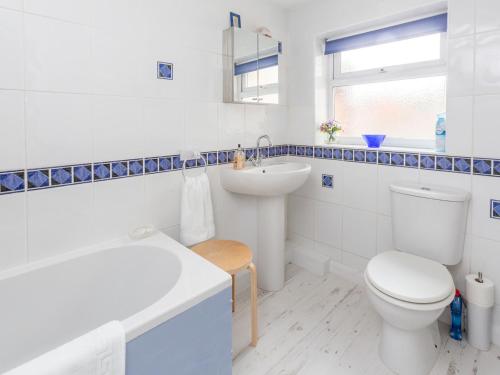 Walnut Cottage - image 12
