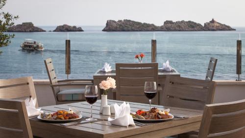 Royal Ariston Hotel - image 10