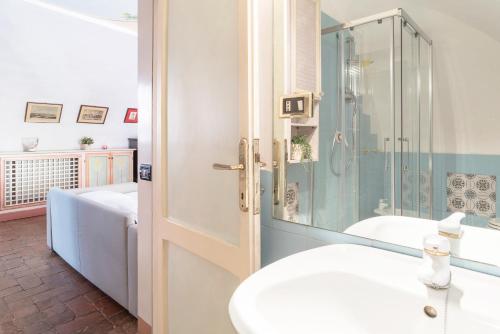 Piazza Colonna Apartment - Charme Homes - image 6