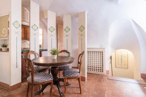 Piazza Colonna Apartment - Charme Homes - image 5