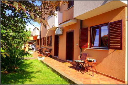 المنظر الخارجي, Apartments Nives NB in Basanija