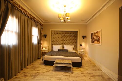 L'agora Old Town Hotel & Bazaar