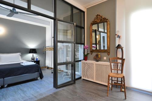 Plaka Elegant Apartment - main image