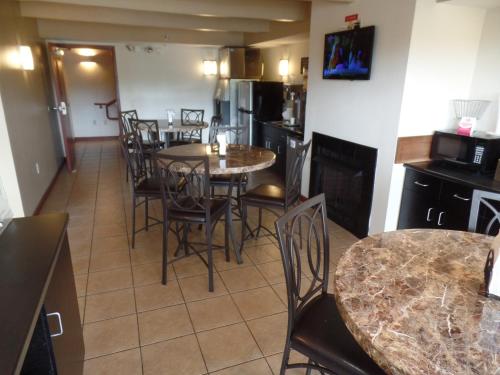 Super 8 By Wyndham Beaver Falls in Homewood (PA)