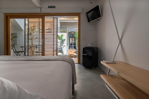 Sodium Boutique Hotel - image 5
