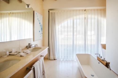 Hotel Ca'n Bonico - image 12