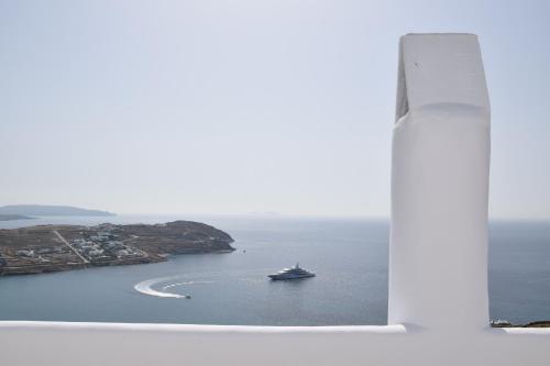 Andromeda Mykonos Villas & Suites