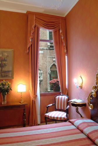 Hotel Ateneo - image 12